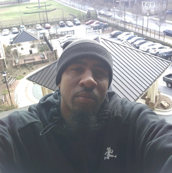 Meet your Posher, Tyrone - Picture 1 of 1